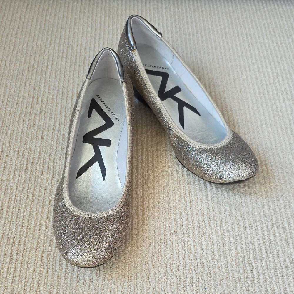 Anne Klein Gold Glitter Heels